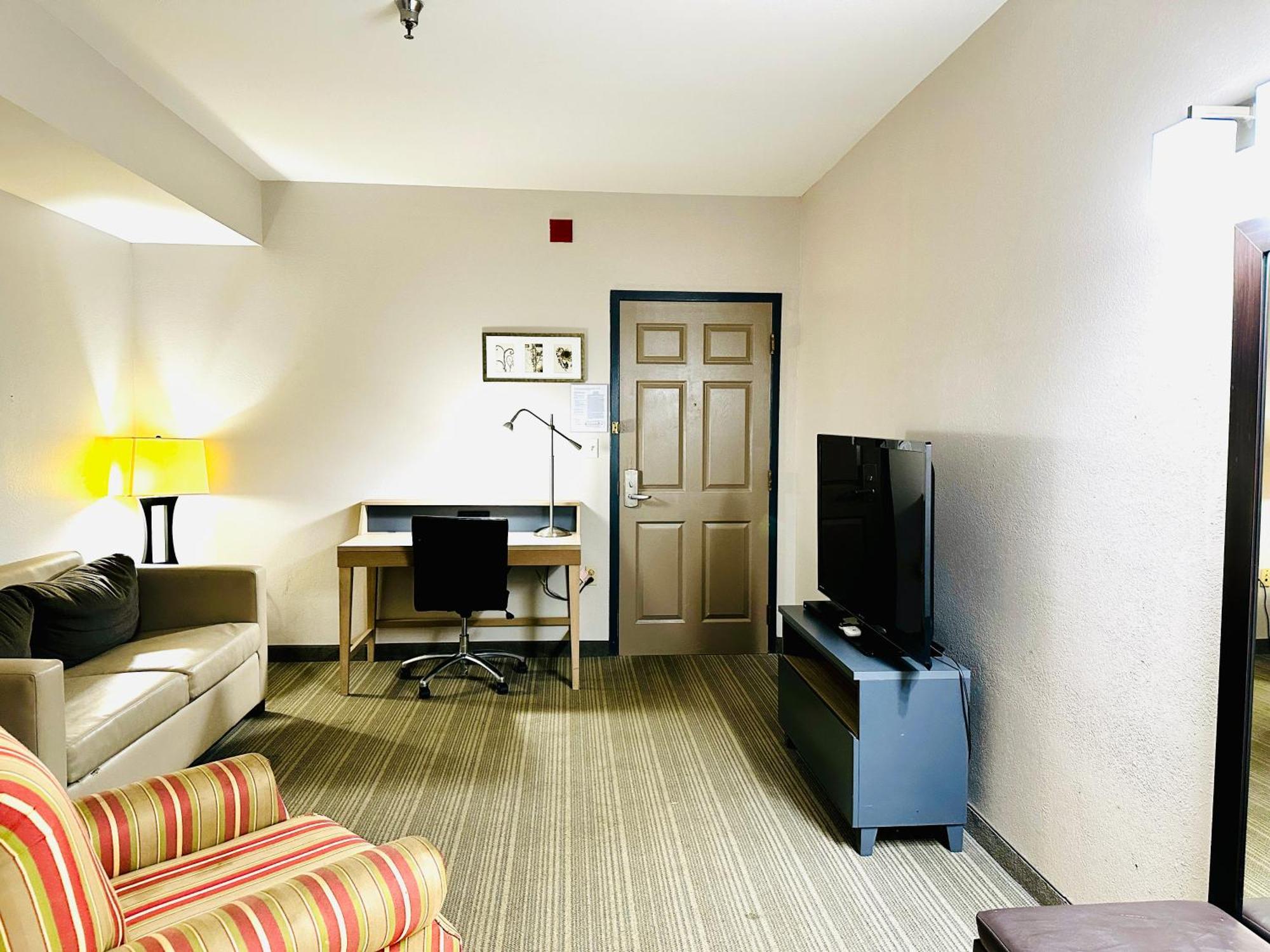 Radiant Inn And Suites Murfreesboro Exterior photo